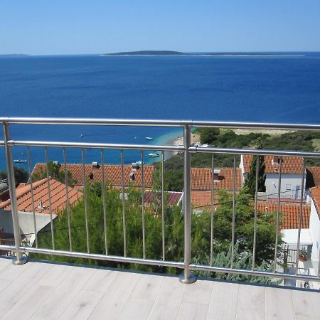 Apartman Zaglav Apartment Martinšćica Екстериор снимка