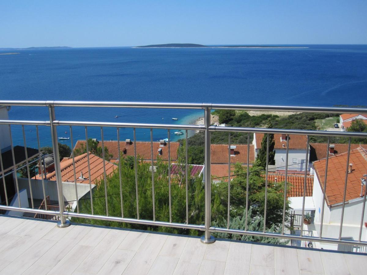 Apartman Zaglav Apartment Martinšćica Екстериор снимка
