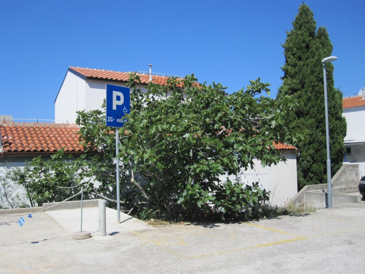 Apartman Zaglav Apartment Martinšćica Екстериор снимка